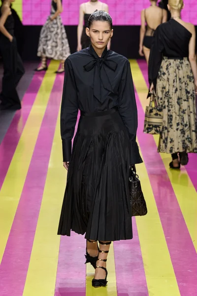 Look 42